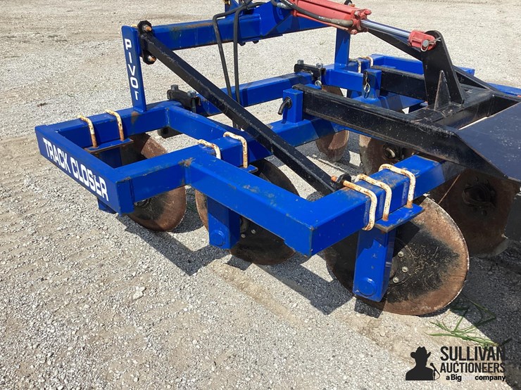 pivot-5'-3-pt-track-closer-image-12