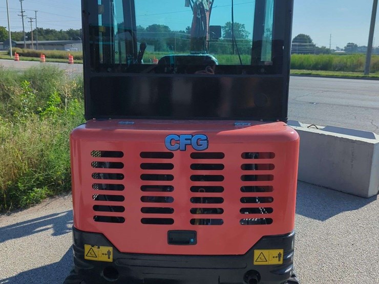 28-hp---cfg-industrial-mini-excavator-enclosed-cab---qnt50r---(2025)-image-7