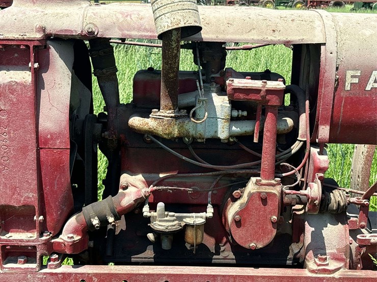 farmall-f12-image-26
