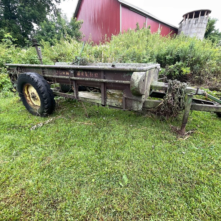 #7467 • John Deere Trailer Frame