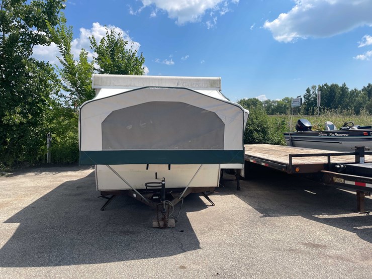 #1357-•-1999-camplite-pop-up-camper-(no-title)-(of)-image-2