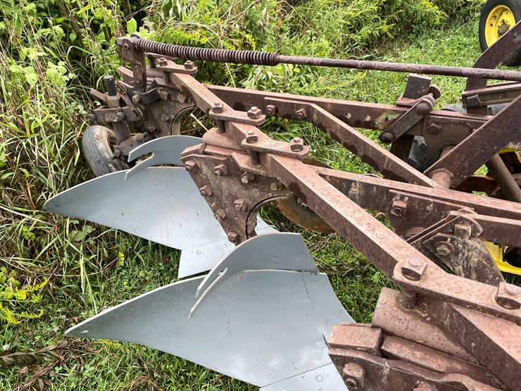 #7465-•-john-deere-3-bottom-plow-image-15