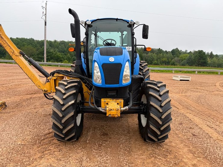 2016-new-holland-ts6.110-image-2