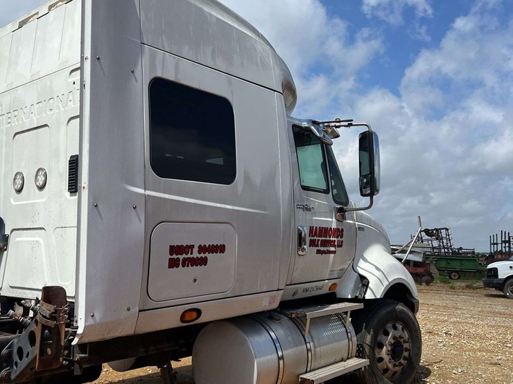 2014-international-prostar-image-14