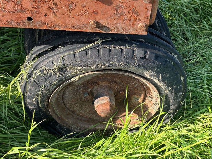 allis-chalmers-unstyled-wc-image-10
