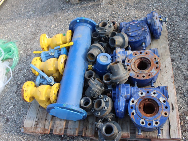 #1033-•-assorted-valves-image-1