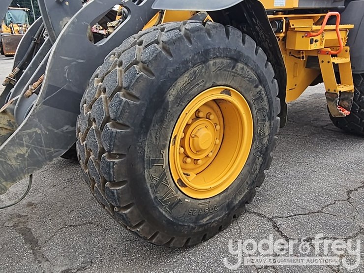 2020-volvo-l60h-image-10