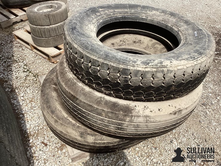 11r24.5-tires-image-8