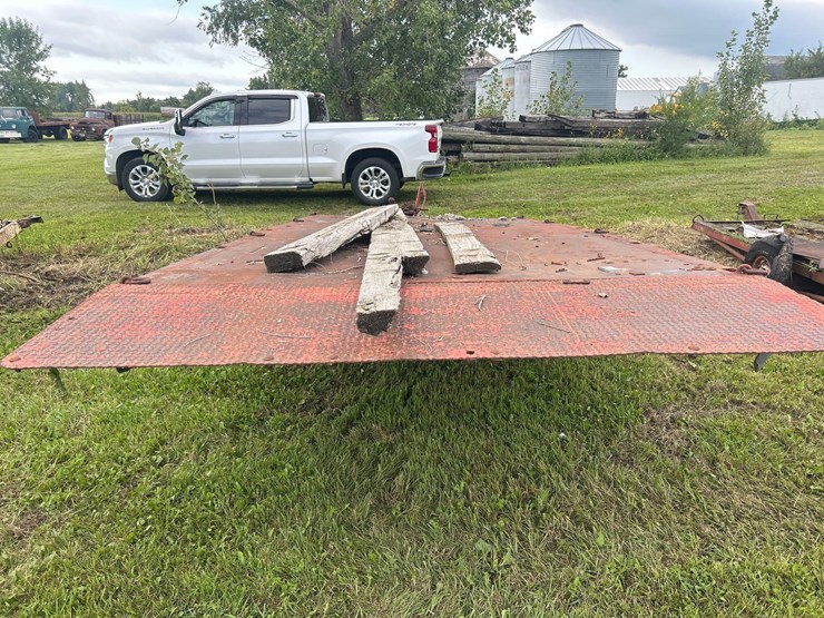 flatbed-trailer-image-4