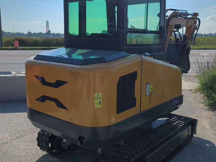 28-hp---cfg-industrial-mini-excavator-enclosed-cab---my50r--(2025)-image-10