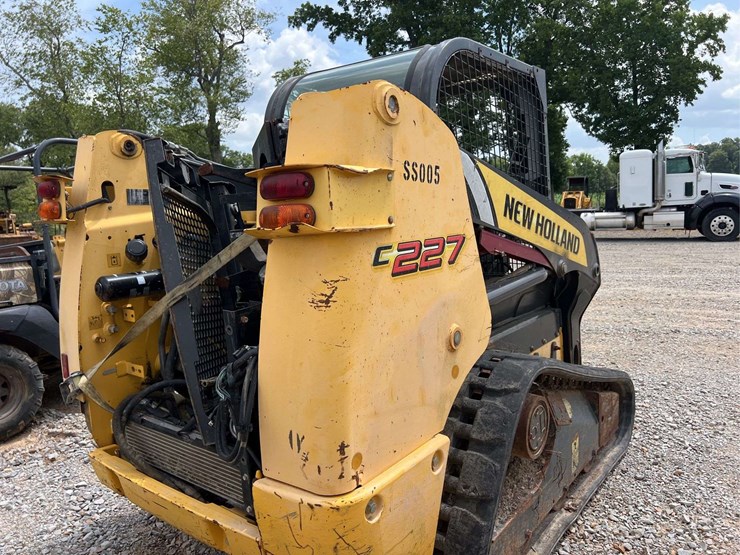 new-holland-227-skid-steer-*inop-image-4