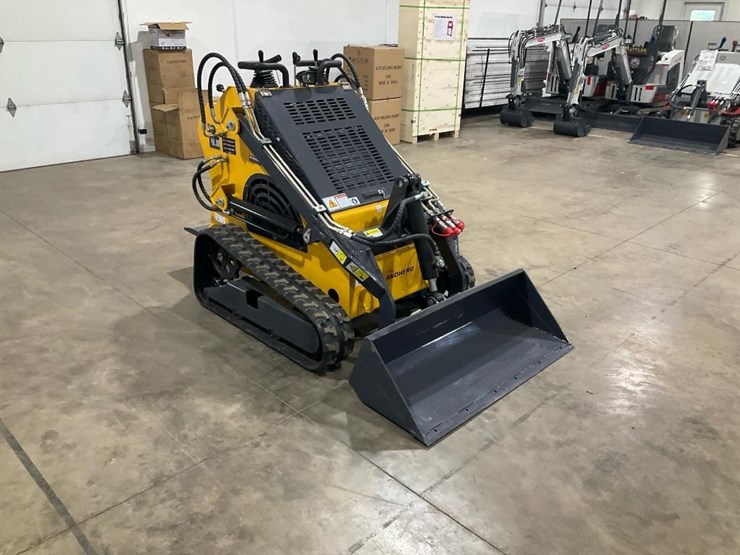 #1000-•-new-land-hero-pld-t460-mini-track-skid-steer-loader-image-2