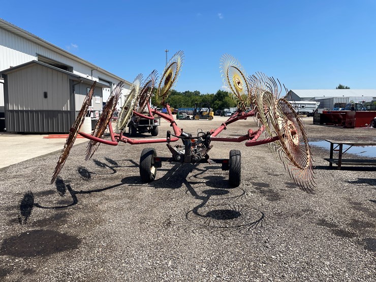 #6249-•-agc-wheel-rake-image-5