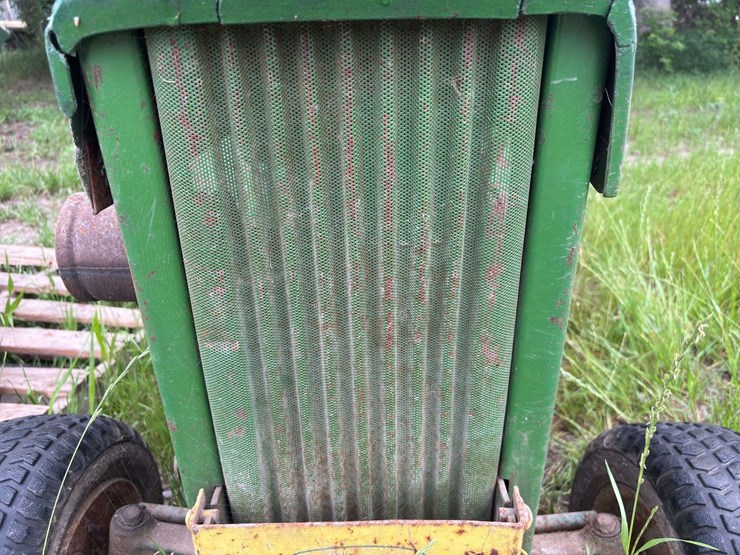john-deere-110-image-22