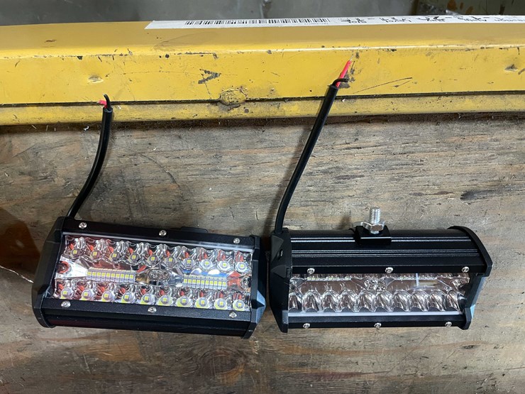 #2079-•-(2)-led-6.5"-long-work-lights,-12/24vdc-(pr6)-image-1