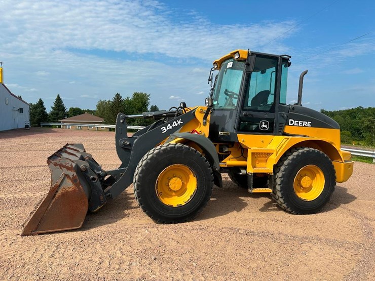 2014-deere-344k-image-1