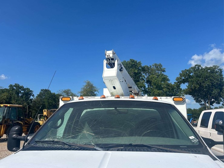 ford-f550-image-33