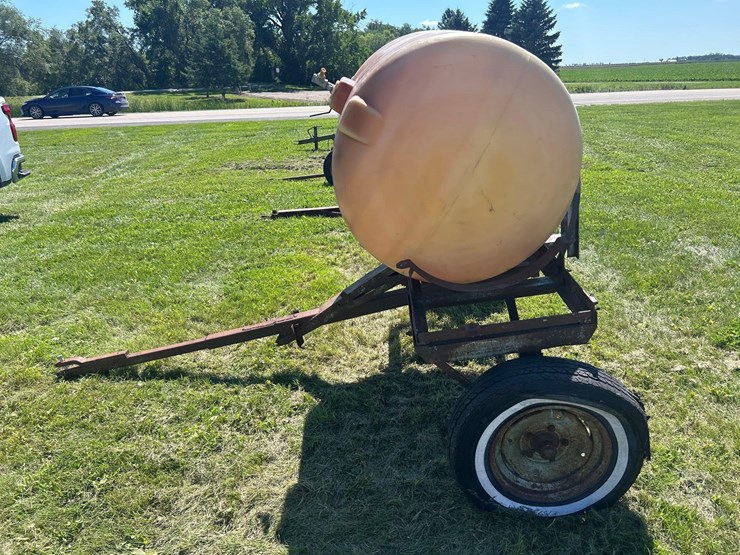 poly-tank-and-trailer-image-2
