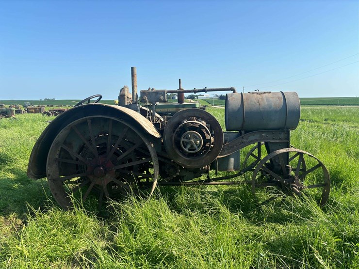 mccormick-deering-titan-10-20-image-6