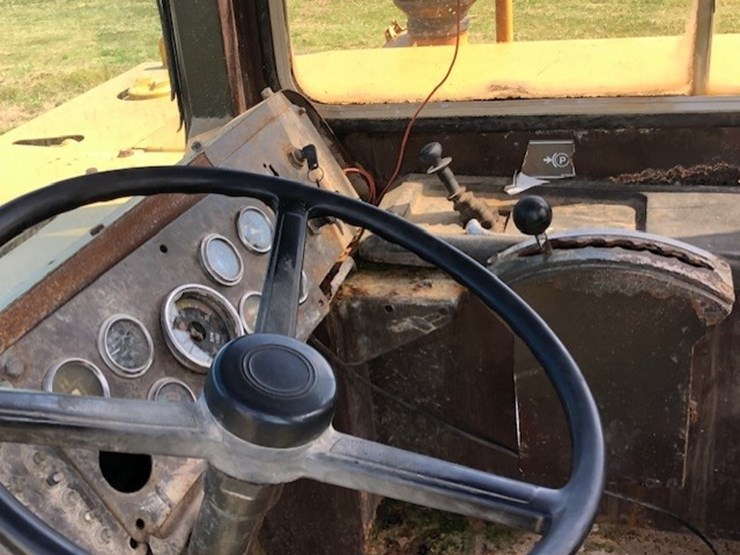 #2210-•-1984-caterpillar-dump-truck-image-5