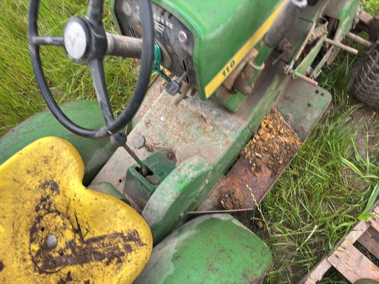john-deere-110-image-43