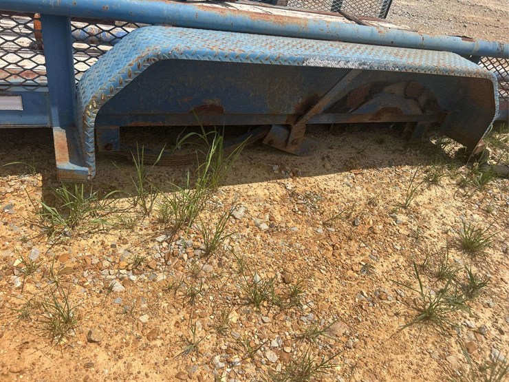 2013-80"-x-20'-t/a-gooseneck-trailer-image-11