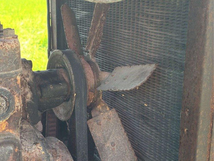 caterpillar-ten-crawler-image-12