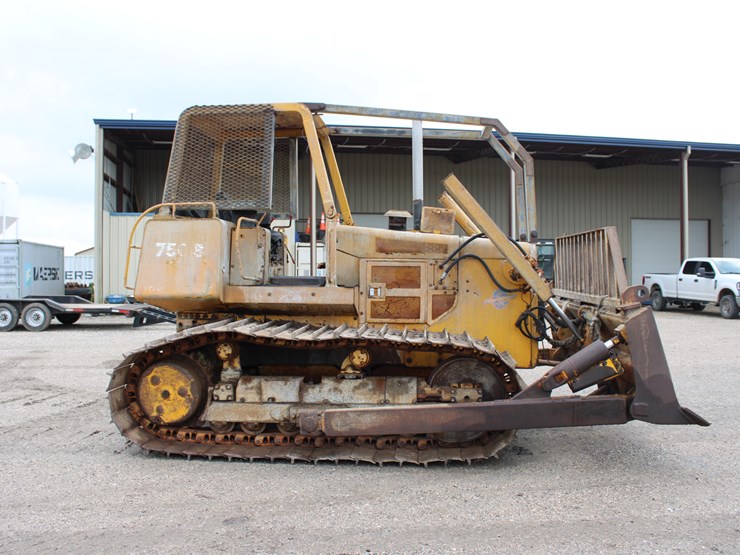 1992-deere-750b-image-2