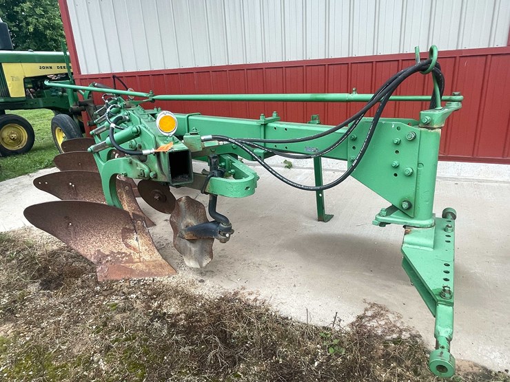 #6698-•-john-deere-4-bottom-plow-tiller-image-2