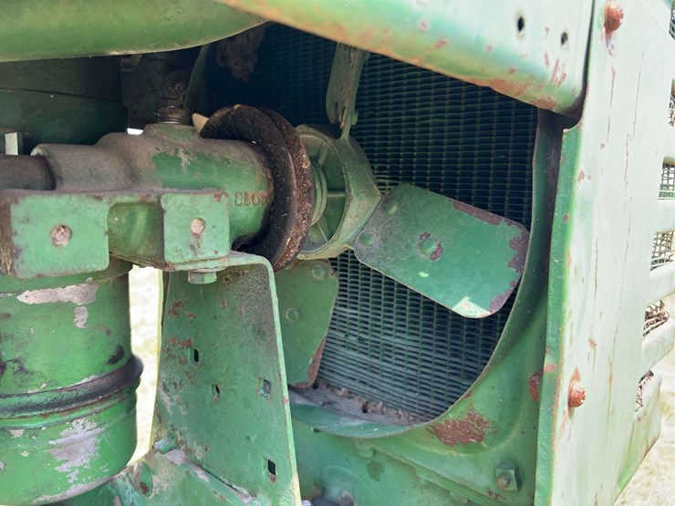 1942-john-deere-h-image-23