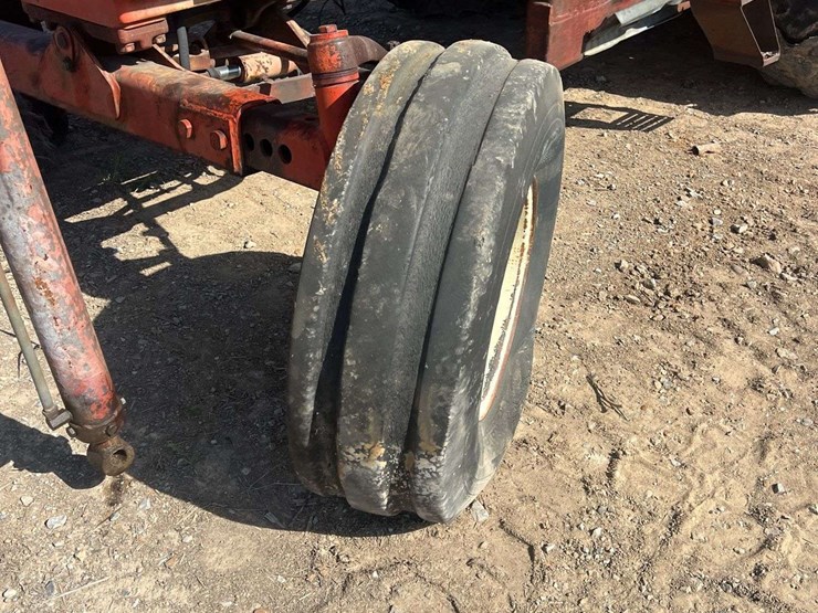 case-451-cab-tractor-w/-loader-*inop-image-22