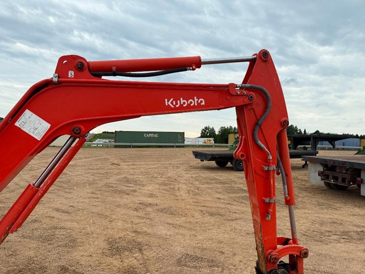 2021-kubota-kx71-3-image-32