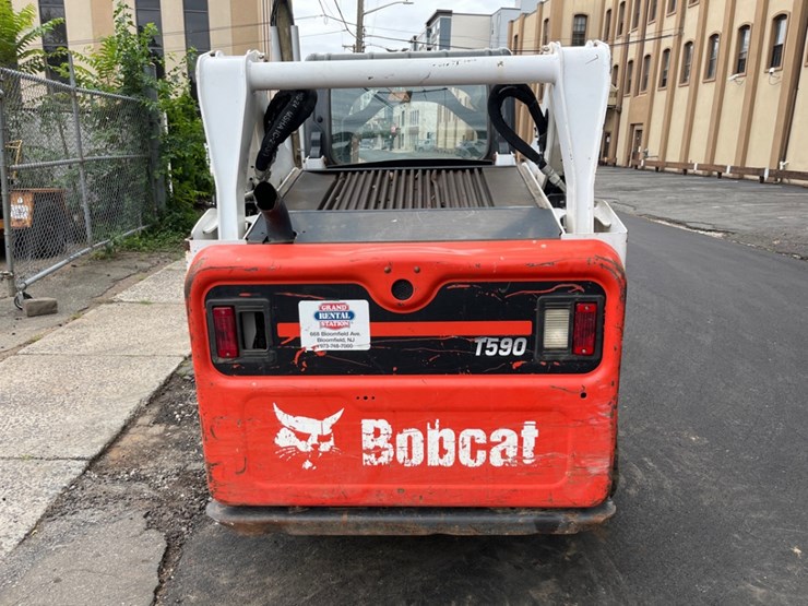 2019-bobcat-t590-image-6
