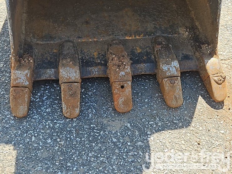 2021-bobcat-e35-image-26