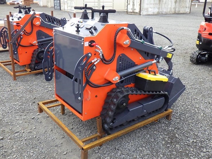 2025-tpm-t460-skid-steer-tracked-loader-image-3