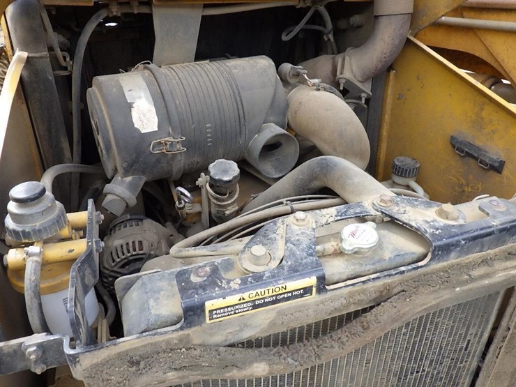 john-deere-skid-steer-loader-image-15