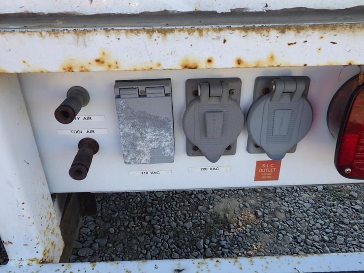 2006-utility-van-image-9