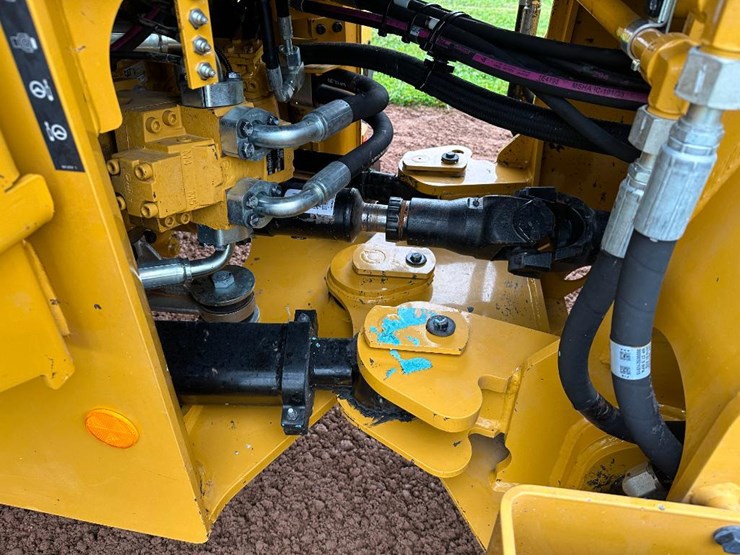 2019-caterpillar-938m-image-37