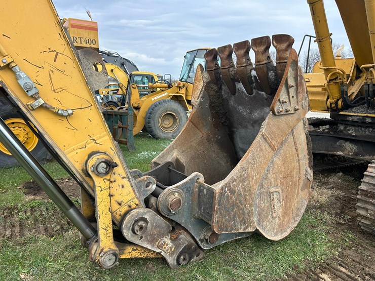 2000-deere-330-lc-image-10