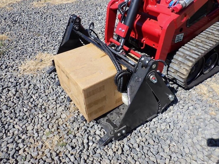 2025-stag-tl425-skid-steer-tracked-loader-image-7