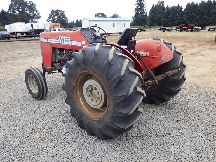 massey-ferguson-255-image-5