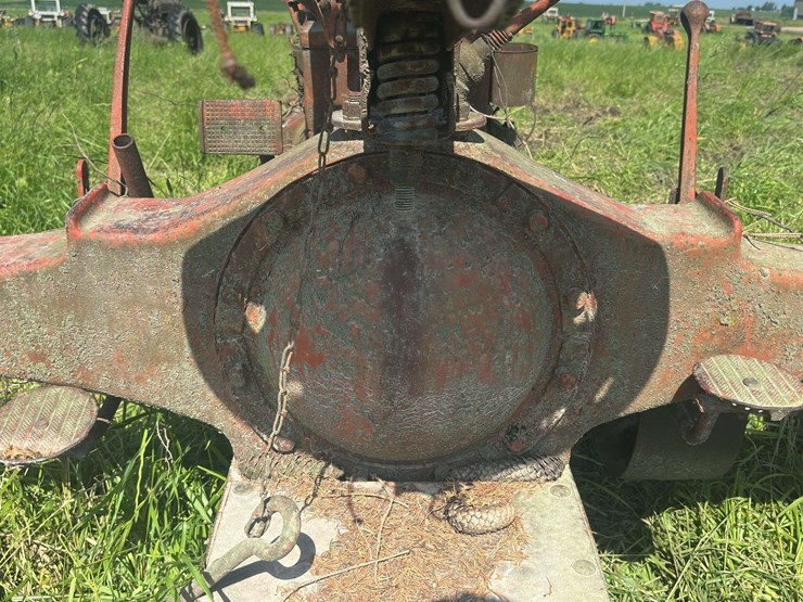 farmall-f30-image-37
