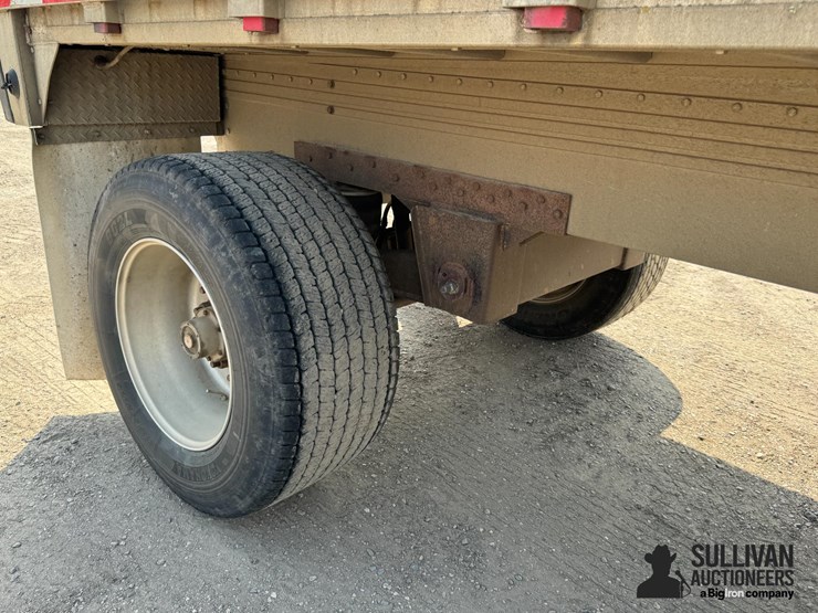 1995-reitnouer-t/a-spread-axle-side-dump-sugar-beet-trailer-image-16