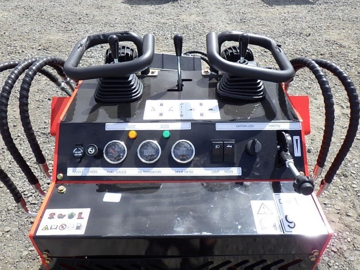 2025-sdlool-380-skid-steer-tracked-loader-image-12