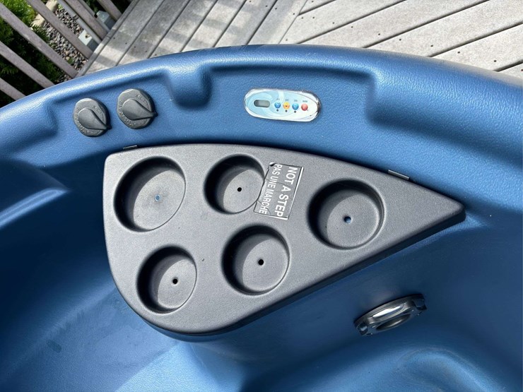 hot-tub-image-11