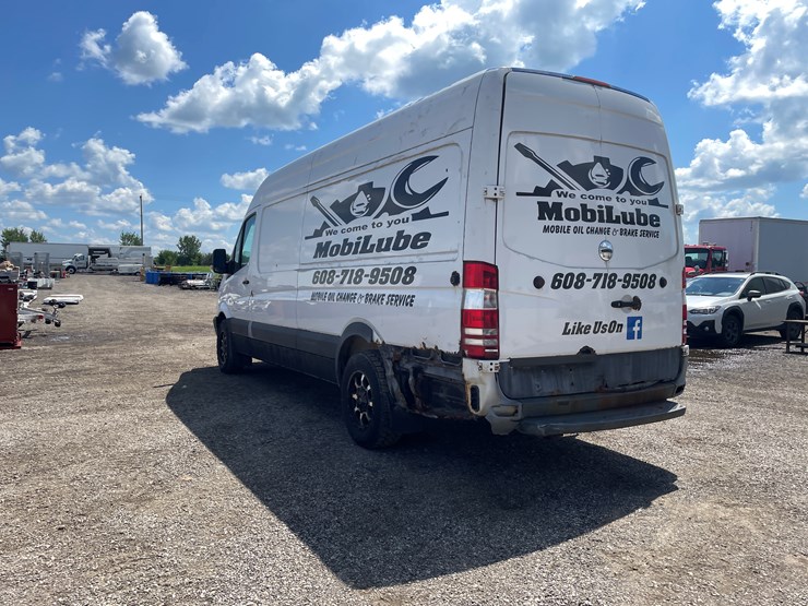#6276-•-2010-freightliner-diesel-sprinter-van-(has-wi-title)-image-7