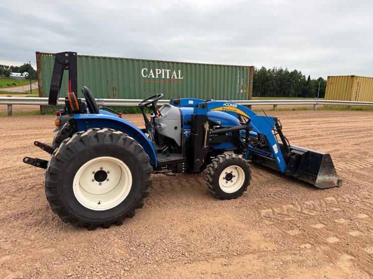 2010-new-holland-boomer-30-image-4