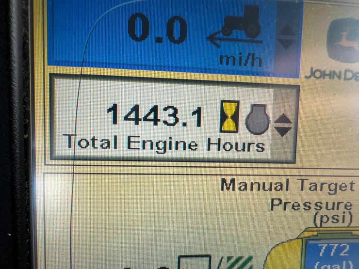 2012-john-deere-4730-image-102