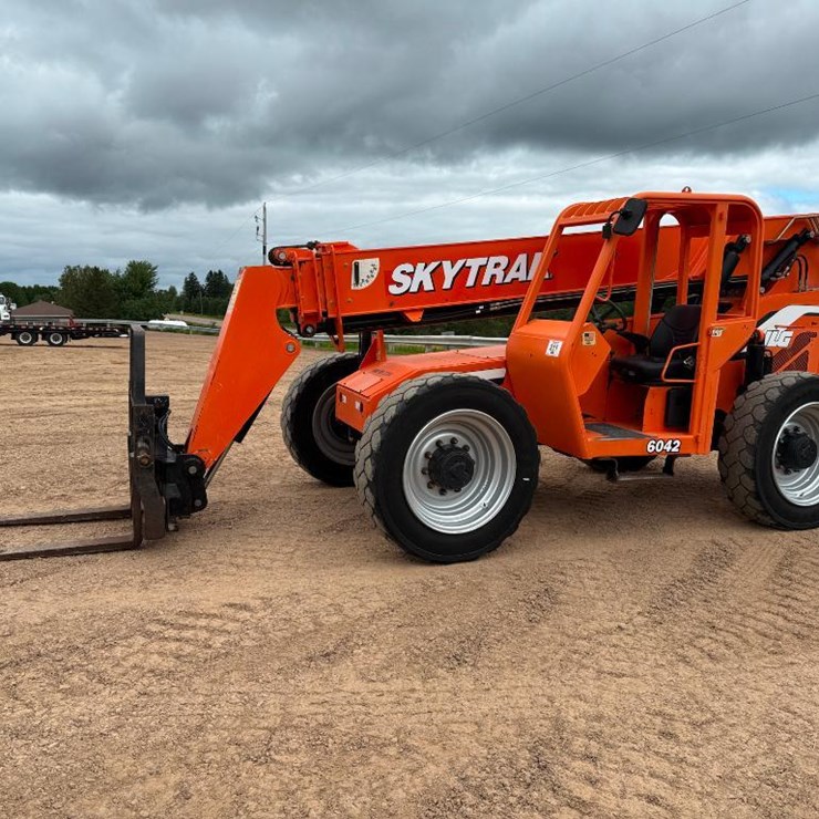 2015 SKY TRAK 6042