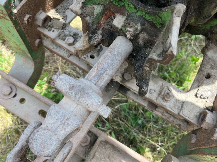 john-deere-b-image-40
